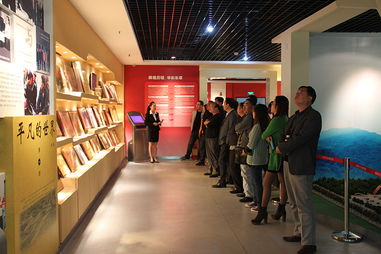 传承红色基因 凝聚奋进力量——铜川市直机关党员干部参观铜煤文化展并开展艺术交流活动